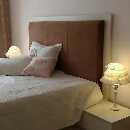 Lamartin Apartment *