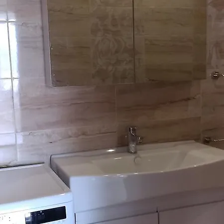 Lamartin Apartment